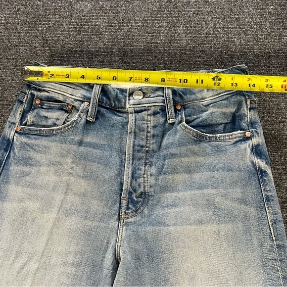 MOTHER Lil’ Tomcat Roller Sneak Jeans I Confess Wash Size 28 Wide Leg Flare - Picture 6 of 11